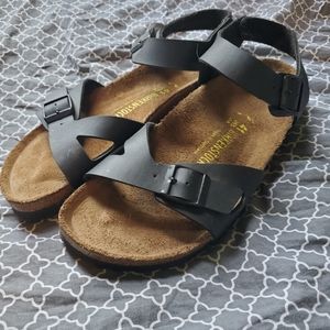 Size 9 Birkenstock sandals NWOT
